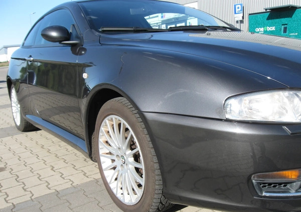 Alfa Romeo GT cena 25000 przebieg: 173194, rok produkcji 2009 z Wrocław małe 191